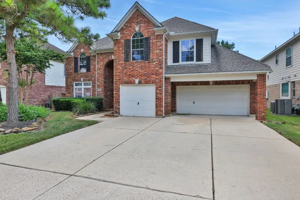 front view of house with a yard