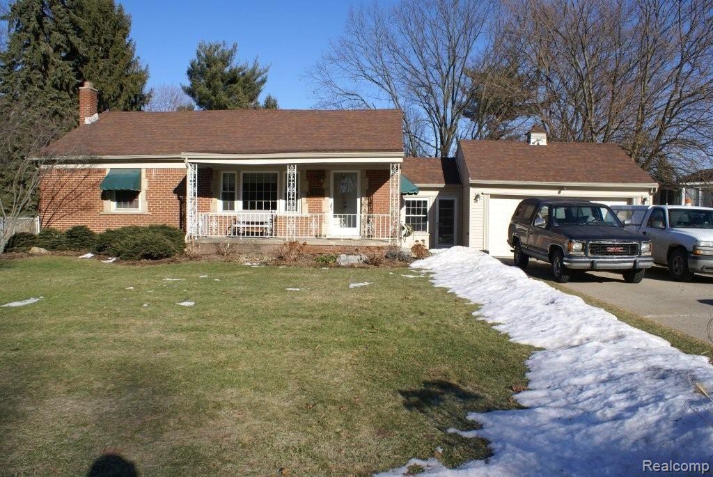24140 Berg Road Southfield, MI 48033 - Photo 1 of 7 Front att Garage and breezeway