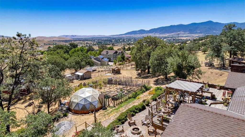 24087 Clover Spring Road Tehachapi, CA 93561 - Photo 67 of 73