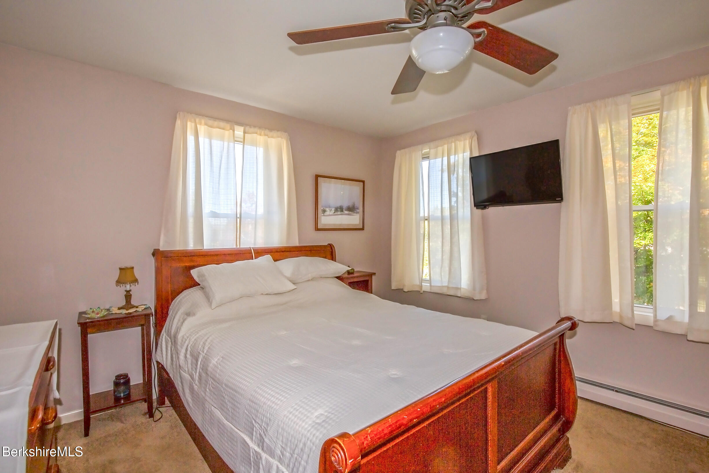 932 Williams Street Pittsfield, MA 01201 - Photo 22 of 41 IMG