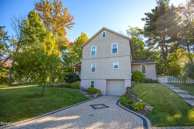 $339,900 | 932 Williams Street, Pittsfield, MA 01201