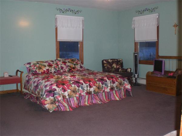 158 Oakham Road North Brookfield, MA 01535 - Photo 17 of 22