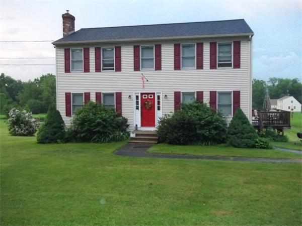 158 Oakham Road North Brookfield, MA 01535 - Photo 4 of 22