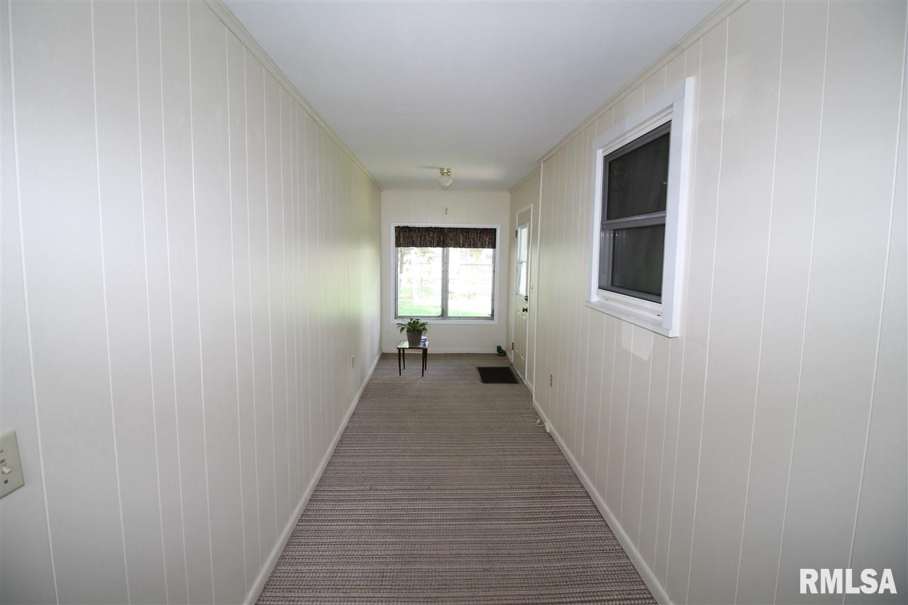 2829 West James Road Peoria, IL 61615 - Photo 17 of 22 Gallery Image 17
