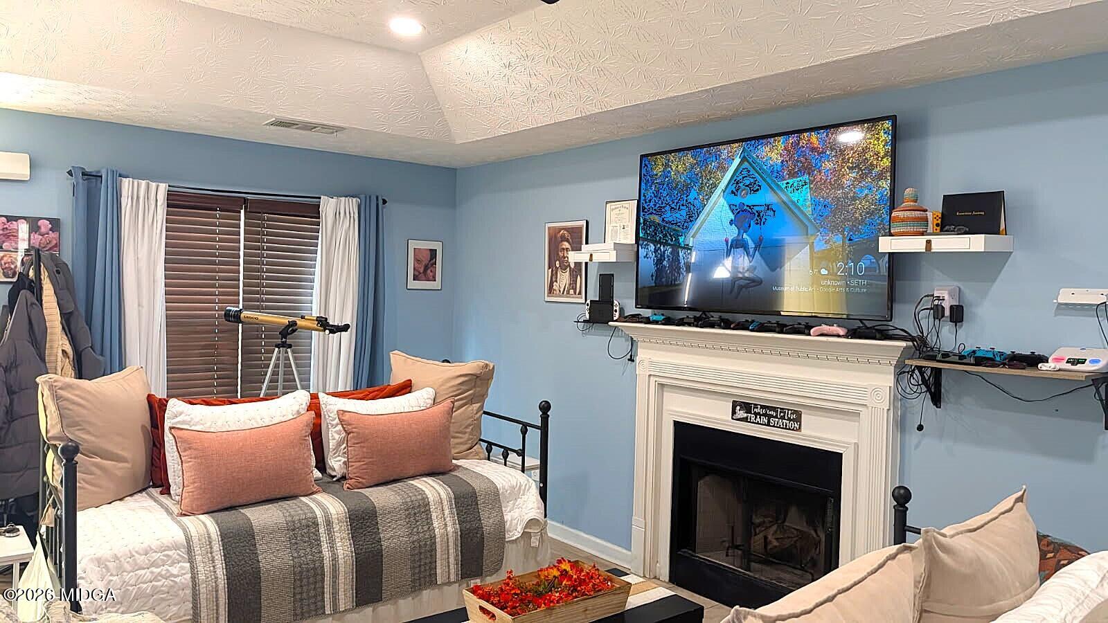 167 Apple Valley Road Macon, GA 31217 - Photo 3 of 21 Living room 2