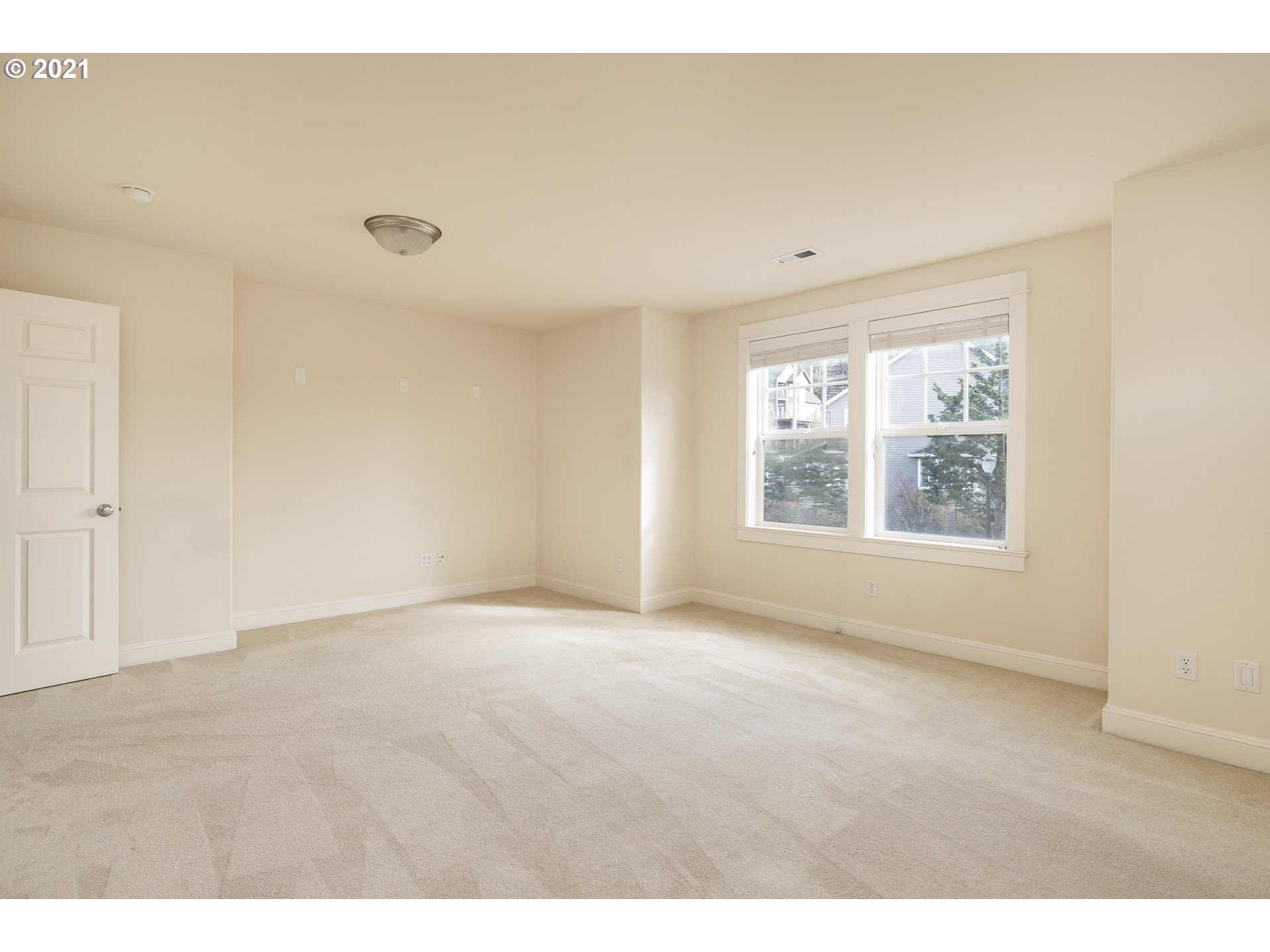 3316 Northwest Spencer Street Portland, OR 97229 - Photo 23 of 31