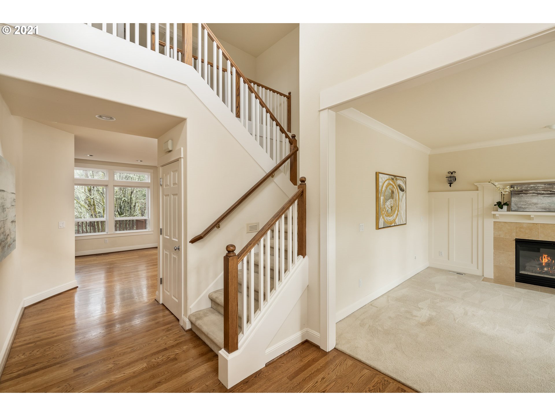 3316 Northwest Spencer Street Portland, OR 97229 - Photo 4 of 31