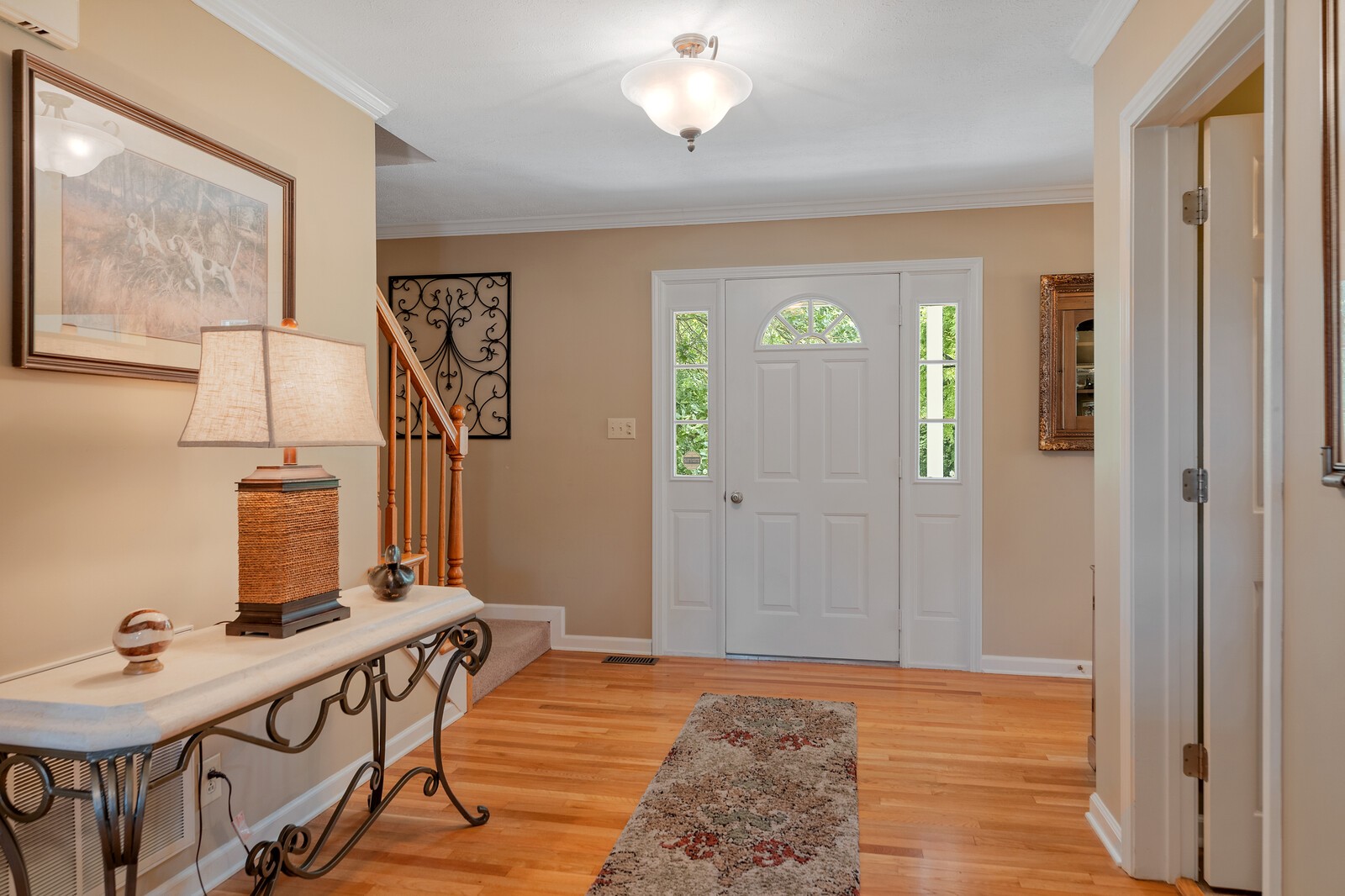 6028 State Line Road Springfield, TN 37172 - Photo 13 of 45 a very nice looking room with a large window