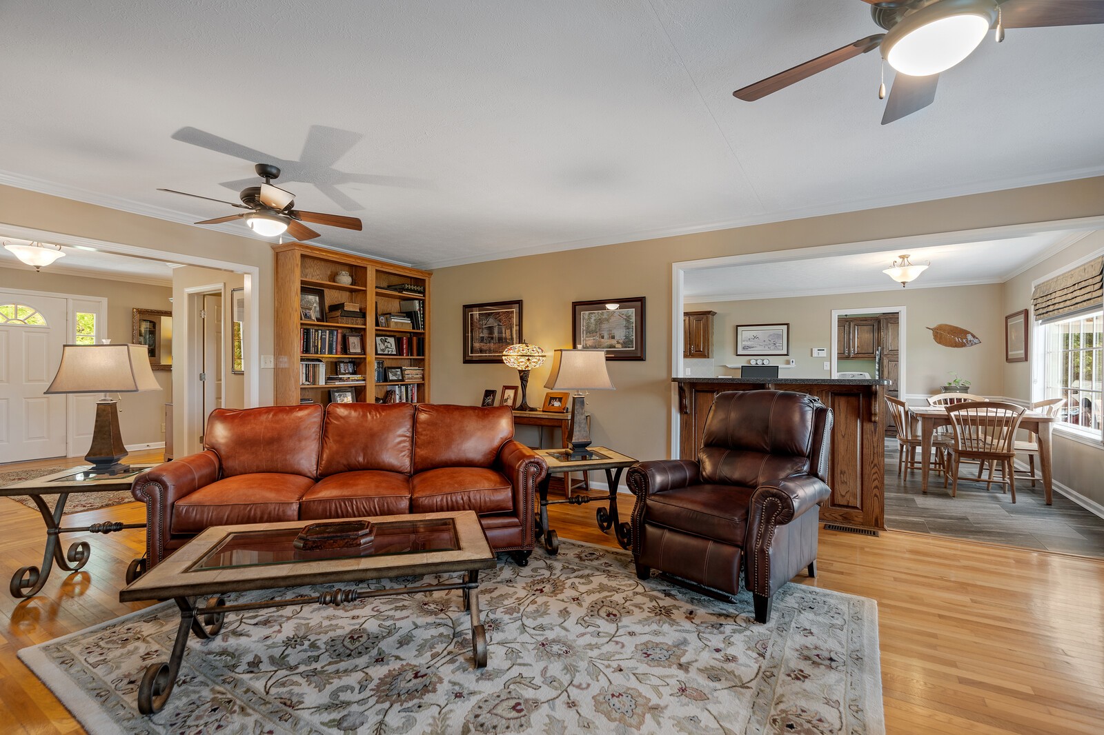 6028 State Line Road Springfield, TN 37172 - Photo 21 of 45 a living room with furniture ceiling fan and a rug