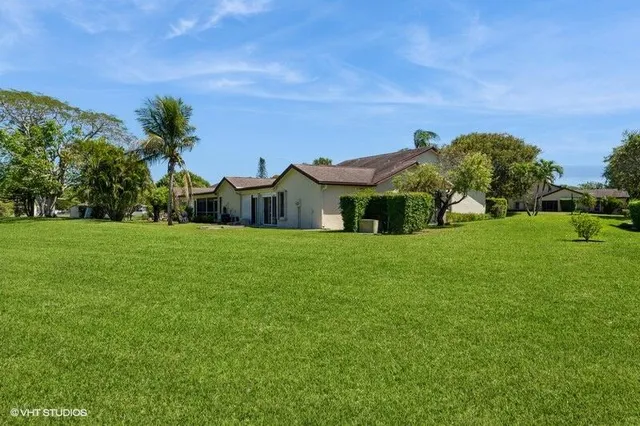$269,900 | 148 Village Walk Drive, Unit 24, Royal Palm Beach, FL 33411
