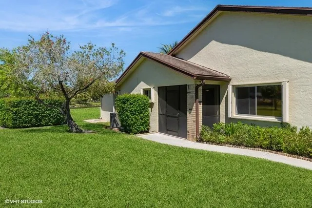 $269,900 | 148 Village Walk Drive, Unit 24, Royal Palm Beach, FL 33411