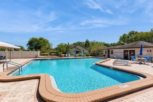 $269,900 | 148 Village Walk Drive, Unit 24, Royal Palm Beach, FL 33411