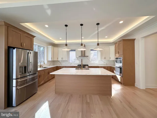 $1,750,000 | 4017 Woodland Road, Annandale, VA 22003