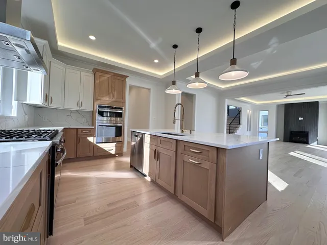 $1,750,000 | 4017 Woodland Road, Annandale, VA 22003