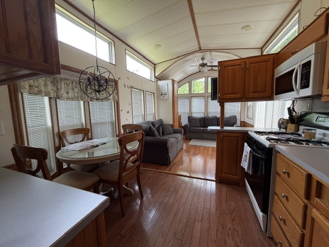 2795 East 28th Road Marseilles, IL 61341 - Photo 8 of 61