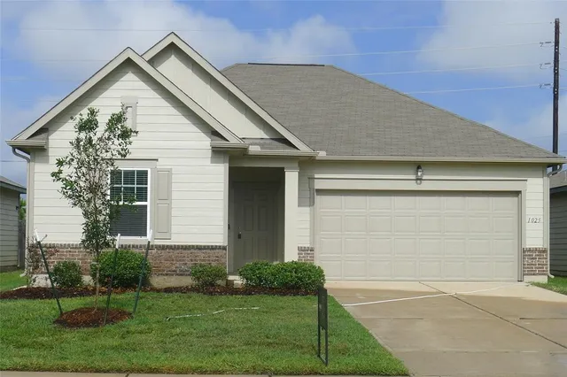 $279,900 | 1025 Blue Beech Lane, Brookshire, TX 77423