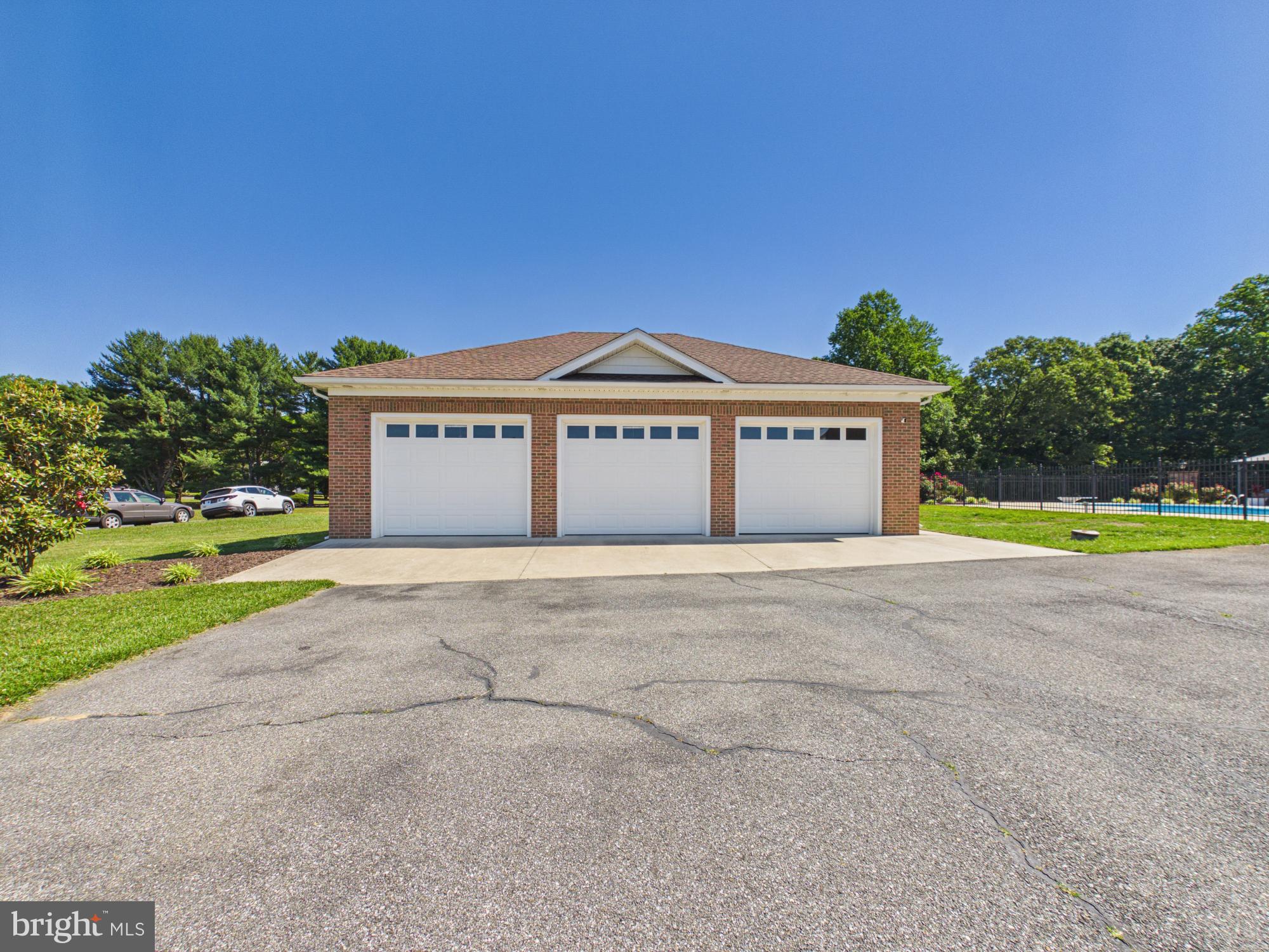 3298 Canterbury Road Milford, DE 19963 - Photo 63 of 74 Detached Garage Front Exterior