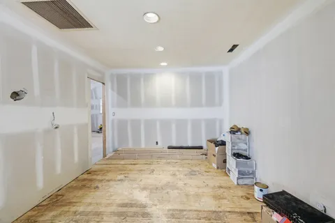 $749,000 | 78 Trinity Pass, Stamford, CT 06903