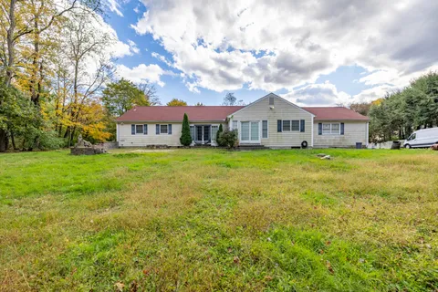 $749,000 | 78 Trinity Pass, Stamford, CT 06903