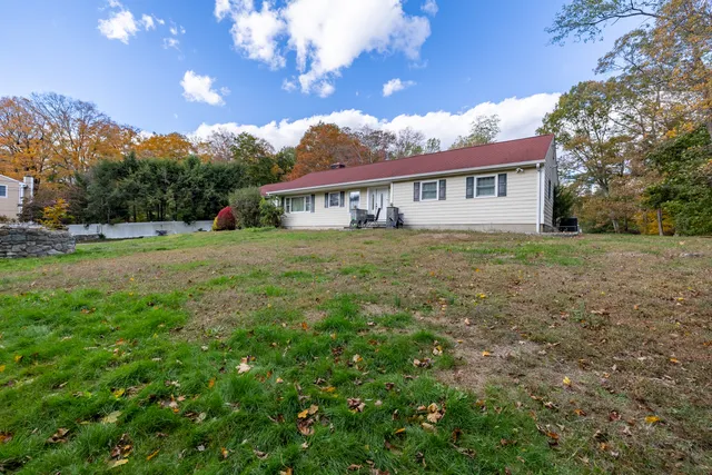 $749,000 | 78 Trinity Pass, Stamford, CT 06903