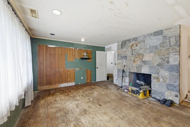 $749,000 | 78 Trinity Pass, Stamford, CT 06903