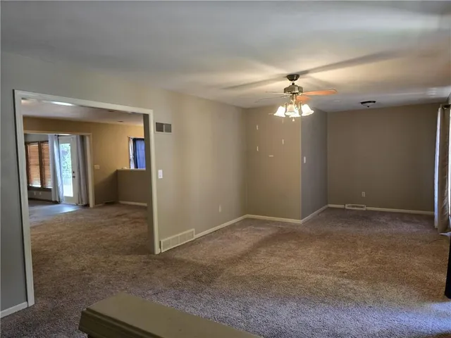 $239,500 | 807 South 3rd Street, Clinton, MO 64735