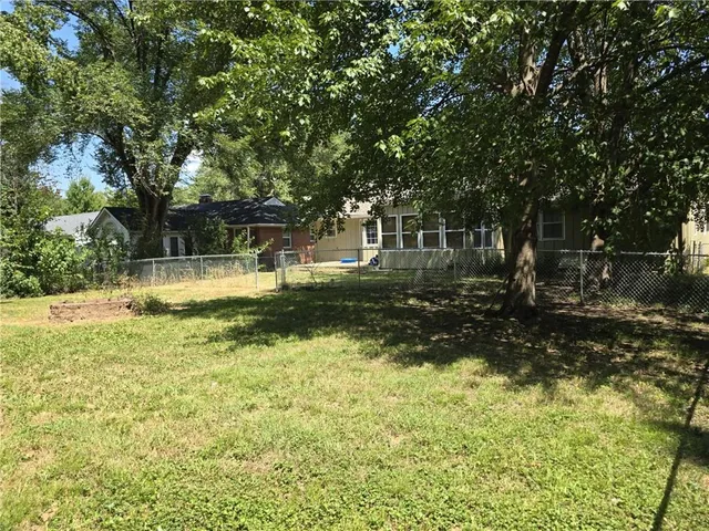 $239,500 | 807 South 3rd Street, Clinton, MO 64735