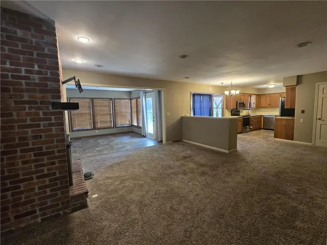 $239,500 | 807 South 3rd Street, Clinton, MO 64735