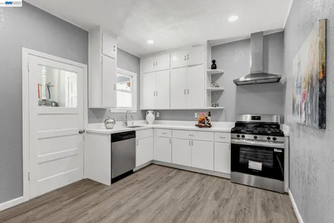 $488,000 | 1538 17th Avenue, Oakland, CA 94606