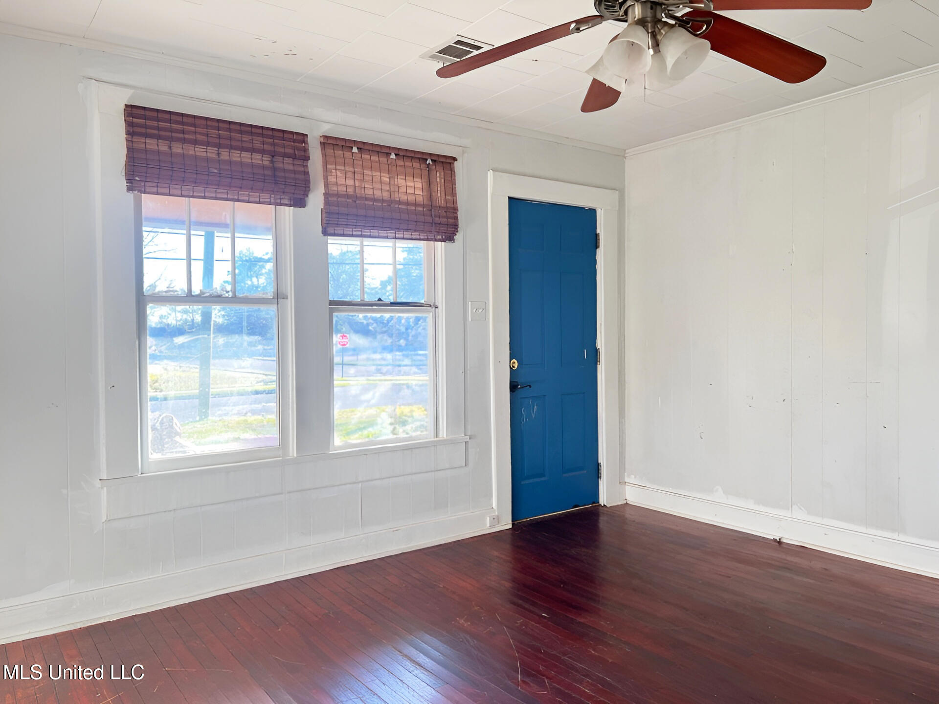 1015 Church Street Columbia, MS 39429 - Photo 3 of 17 Picture40