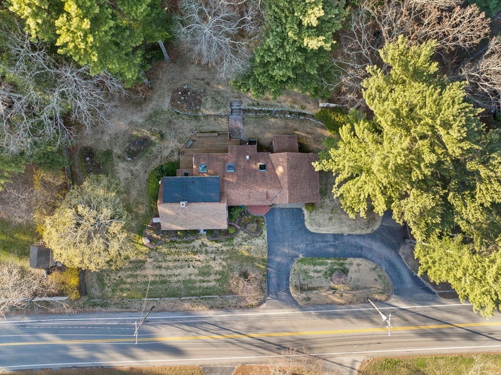 95 Wapping Road Kingston, MA 02364 - Photo 36 of 42 an aerial view of a house with a yard