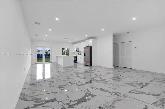 $3,300 | 11870 Southwest 220th Street, Unit B, Miami, FL 33170