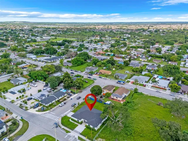 $3,300 | 11870 Southwest 220th Street, Unit B, Miami, FL 33170