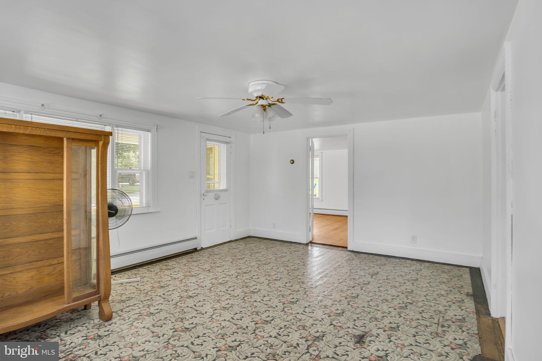 5216 Rice Hollow Road Greencastle, PA 17225 - Photo 15 of 48 Living Room