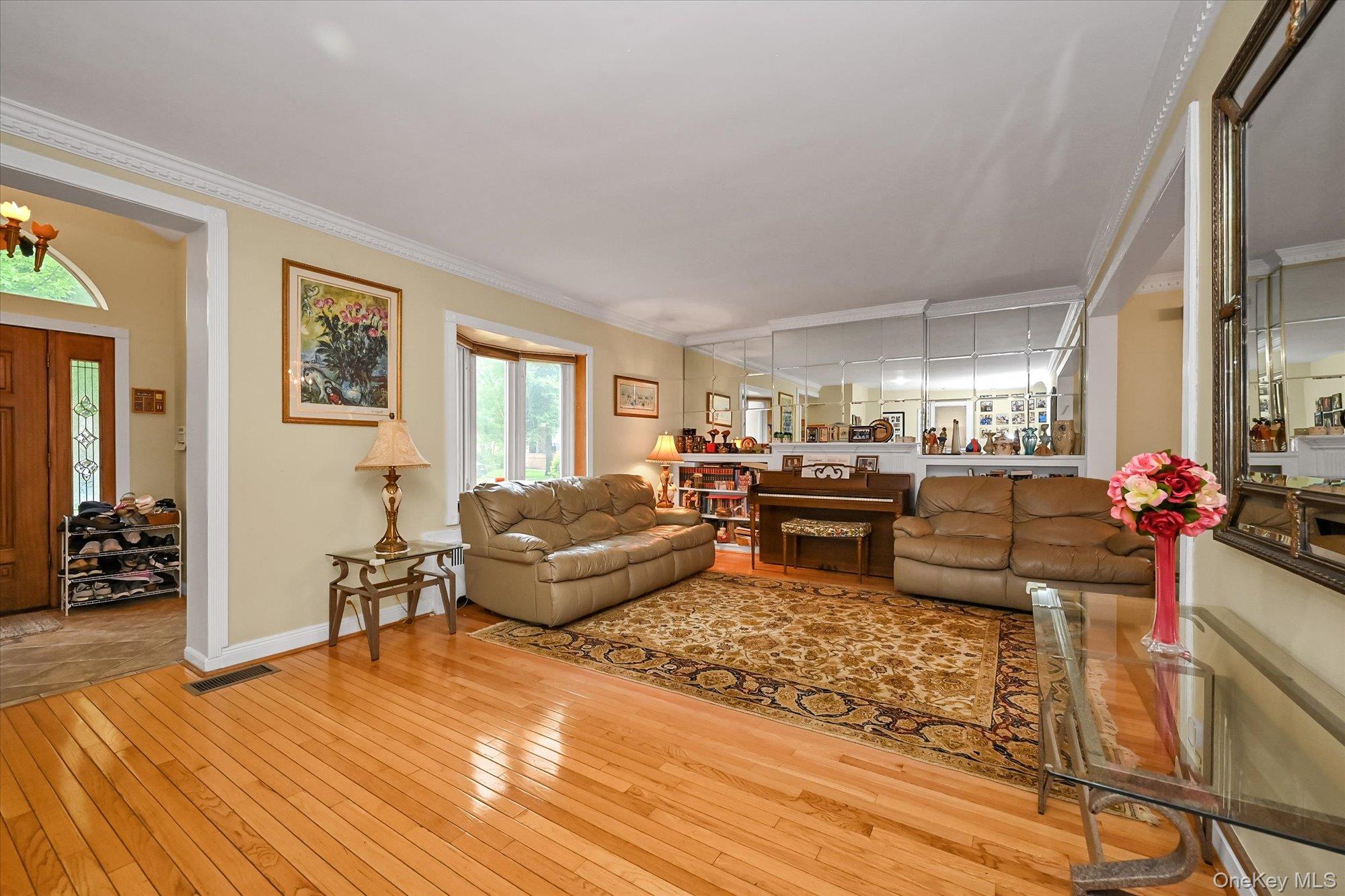 184-33 Tudor Road Queens, NY 11432 - Photo 2 of 24 Gallery Image 2