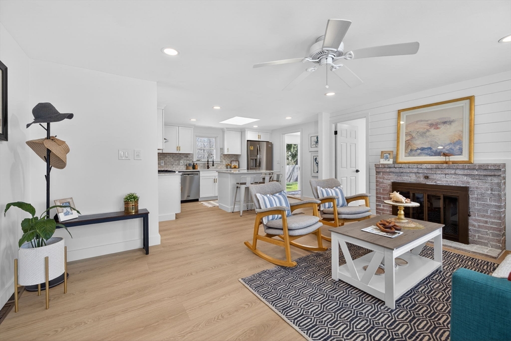 12 Spoonbill Road Dennis, MA 02670 - Photo 5 of 40