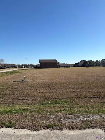 $200,000 | 111 Kingsbrook Drive, Schriever, LA 70395