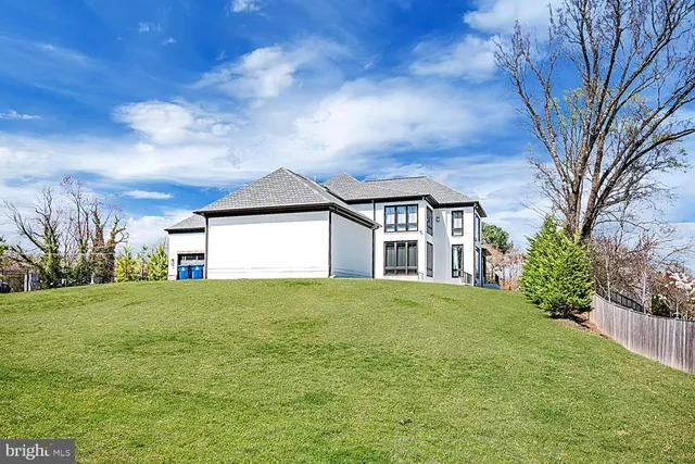 $3,950,000 | 1109 Towlston Road, McLean, VA 22102