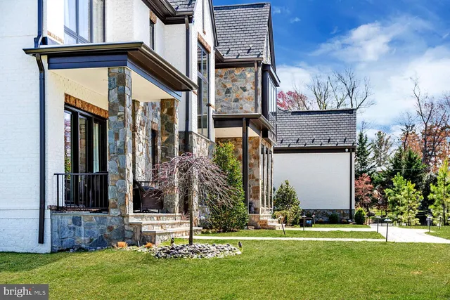 $3,950,000 | 1109 Towlston Road, McLean, VA 22102