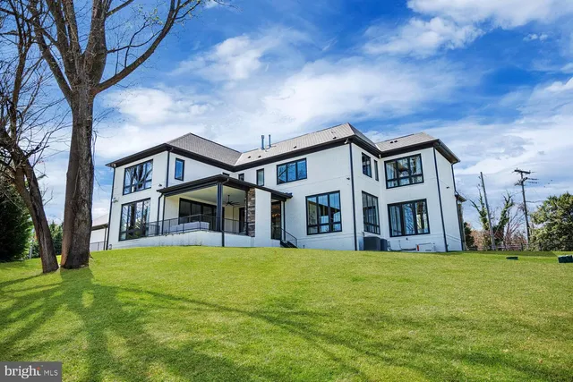 $3,950,000 | 1109 Towlston Road, McLean, VA 22102