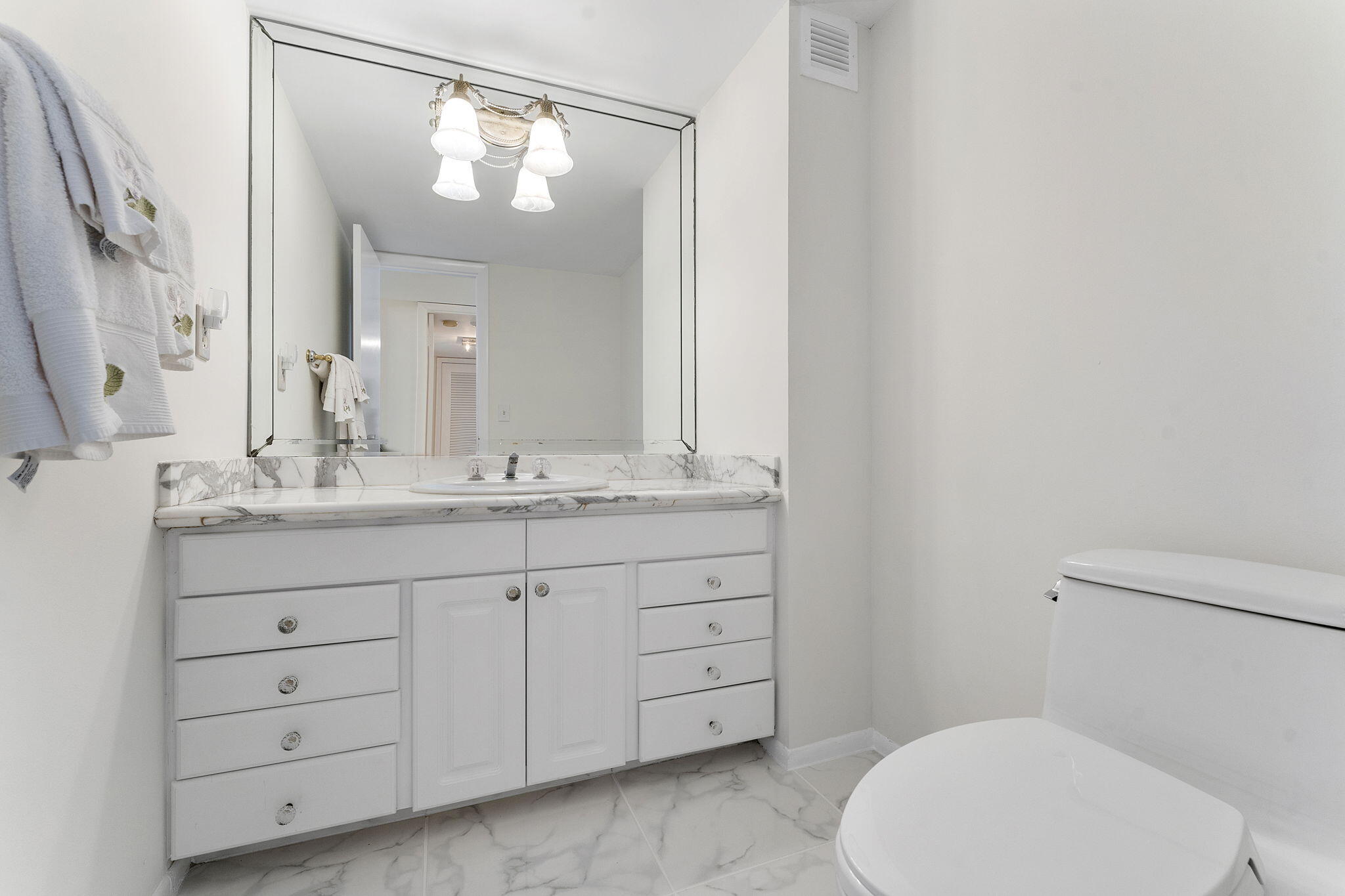 2000 South Ocean Boulevard, Unit 8A Boca Raton, FL 33432 - Photo 34 of 66 39-web-or-mls-DSC05608