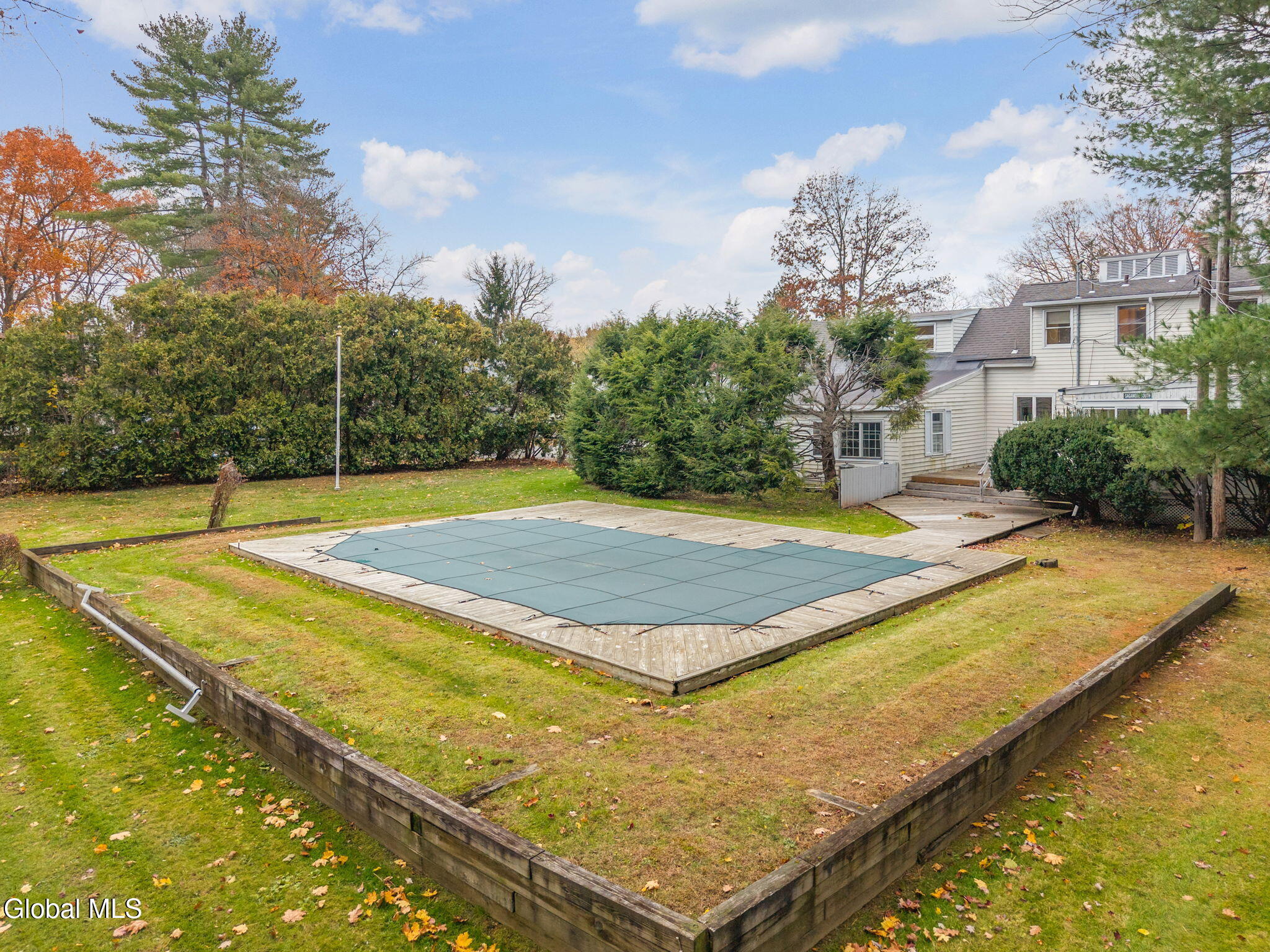 14 Maywood Road Bethlehem, NY 12054 - Photo 35 of 37 58-14MaywoodRd_58