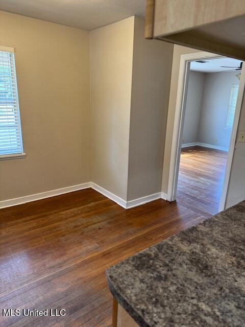 360 Spratley Avenue Biloxi, MS 39531 - Photo 6 of 17 IMG_9008