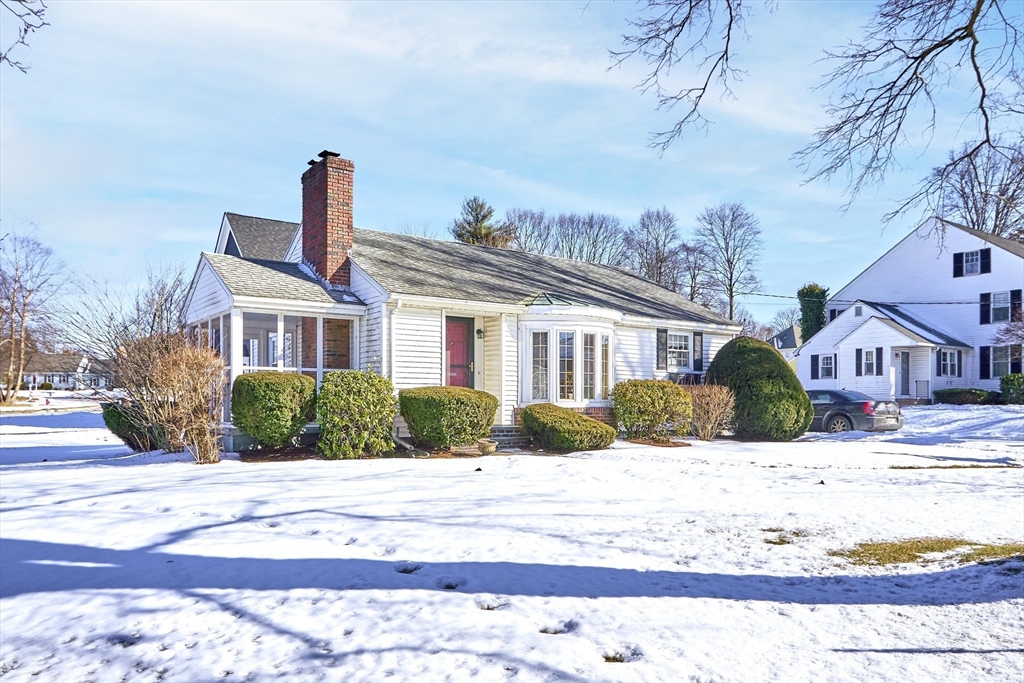 31 Rivercliff Road Lowell, MA 01852 - Photo 1 of 39 Gallery Image 1