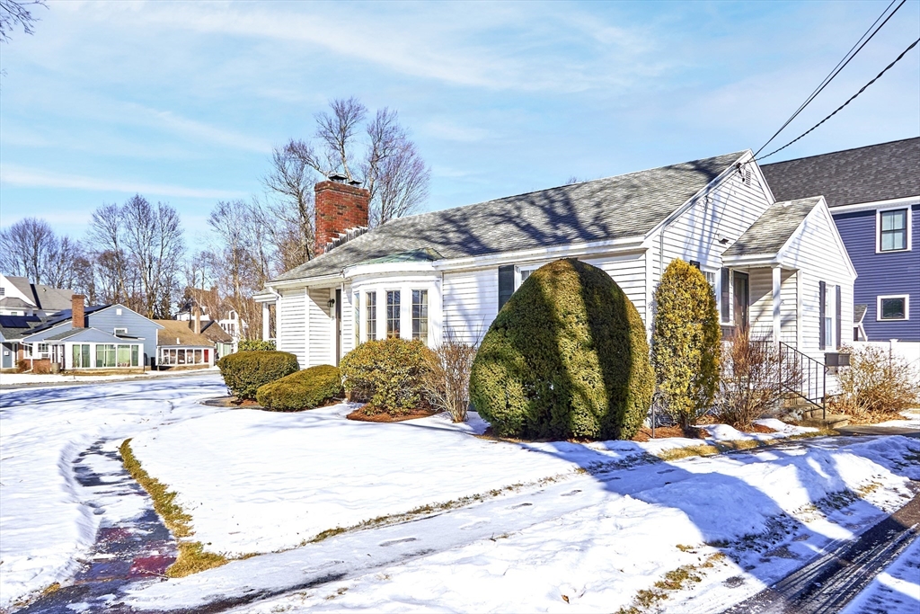 31 Rivercliff Road Lowell, MA 01852 - Photo 3 of 39 Gallery Image 3