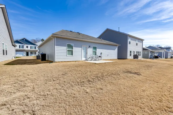 $345,000 | 515 Morgan Mdws Way, Columbia, TN 38401