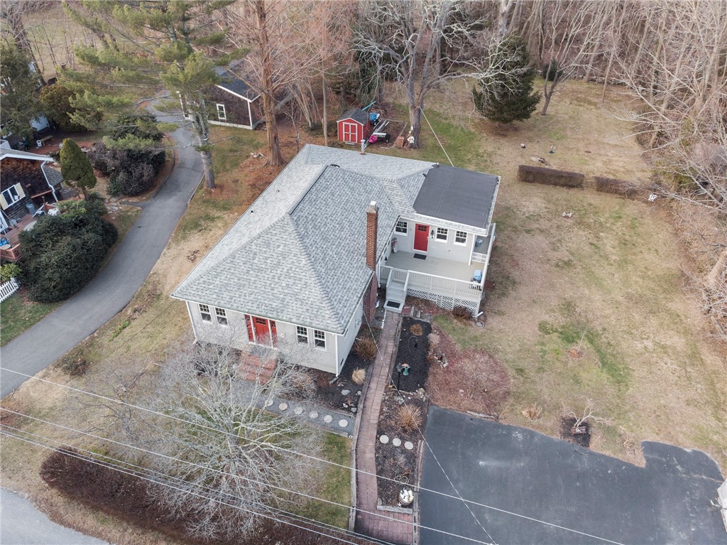 18 Laurel Lane Warren, RI 02885 - Photo 1 of 41 Gallery Image 1