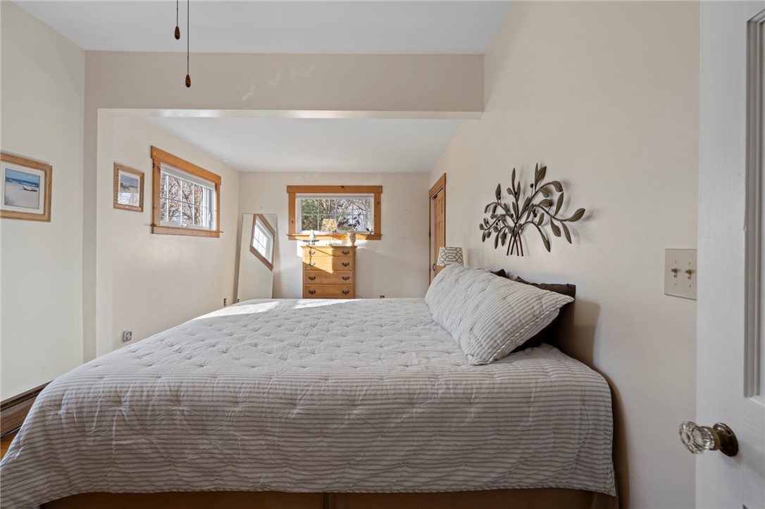 18 Laurel Lane Warren, RI 02885 - Photo 20 of 41 Gallery Image 20