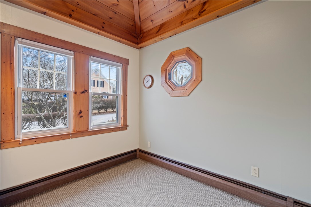 18 Laurel Lane Warren, RI 02885 - Photo 24 of 41 Gallery Image 24
