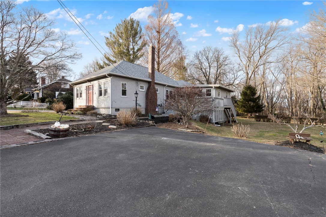 18 Laurel Lane Warren, RI 02885 - Photo 32 of 41 Gallery Image 32